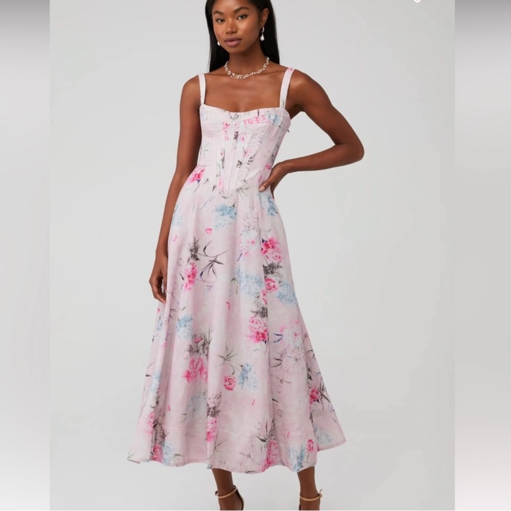 Pink dress!
